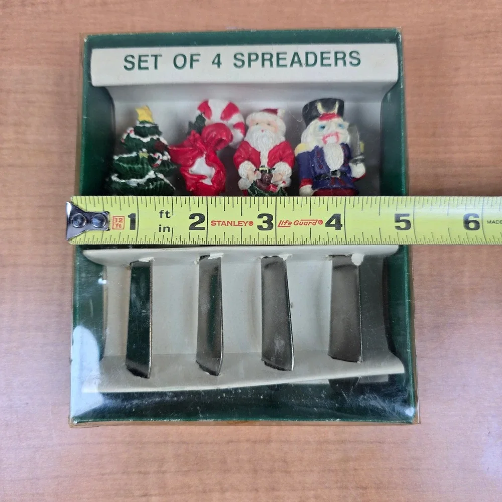 Boston Warehouse Christmas Set of 4 Spreaders Santa Toy Soldier Candy Cane 1996